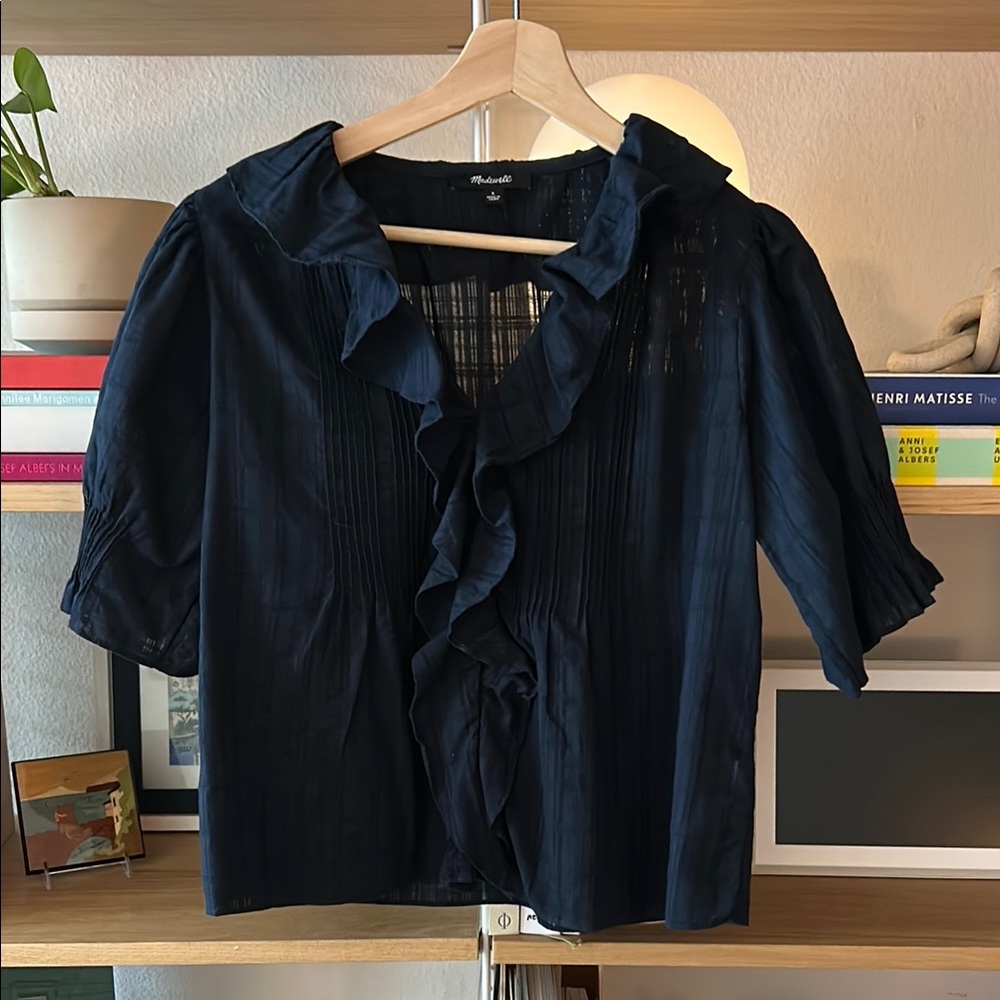 Madewell Ruffle Puff Sleeve Peplum Blouse Small Navy (similar to Doen)